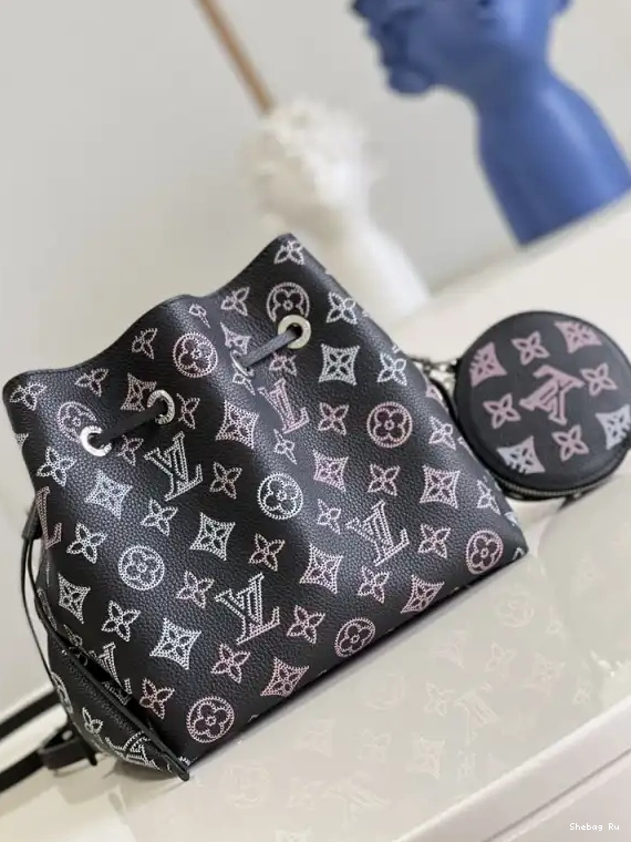 BELLA LOUIS VUITTON 0610